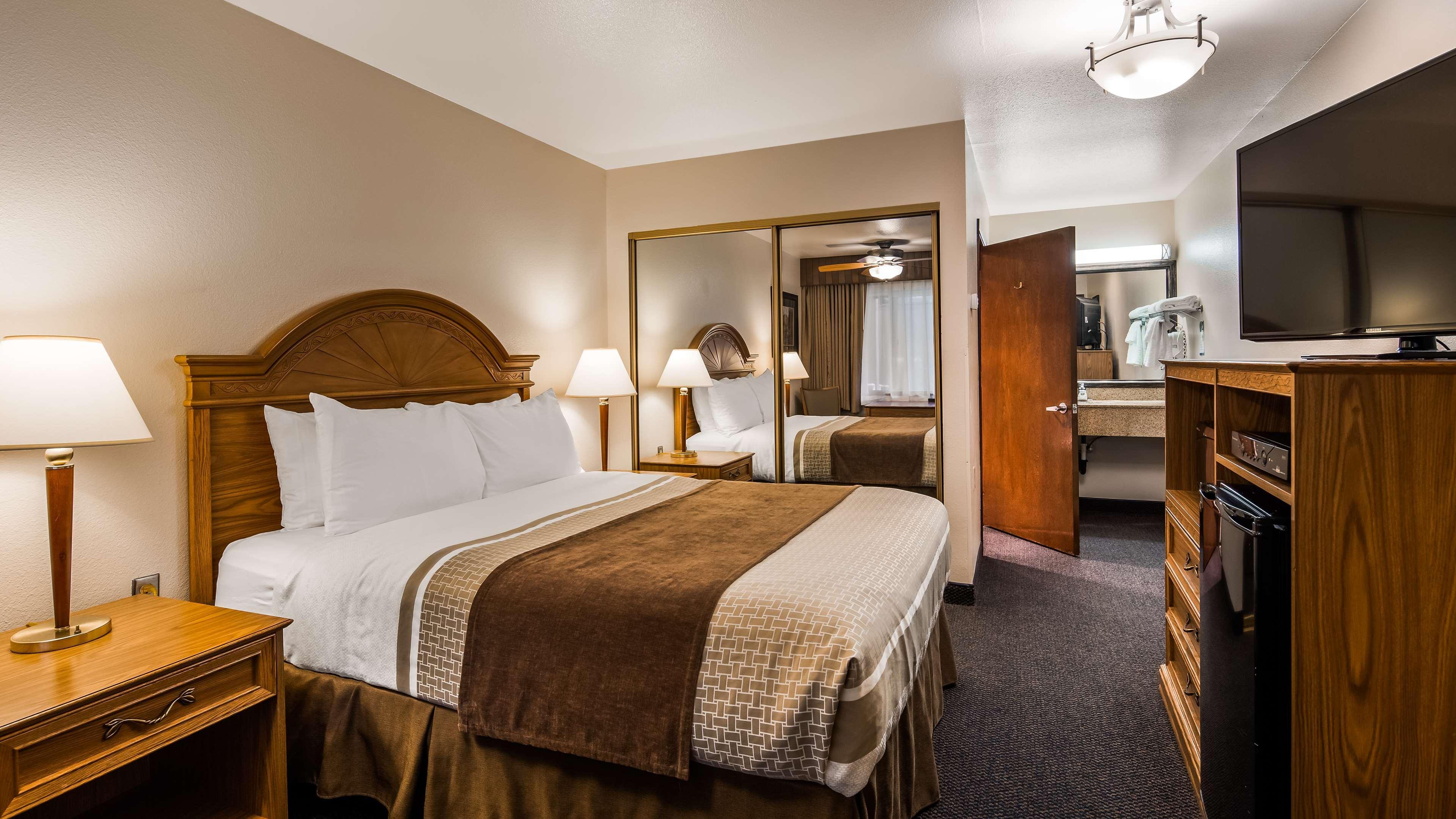 Best Western Kodiak Inn & Convention Center מראה חיצוני תמונה