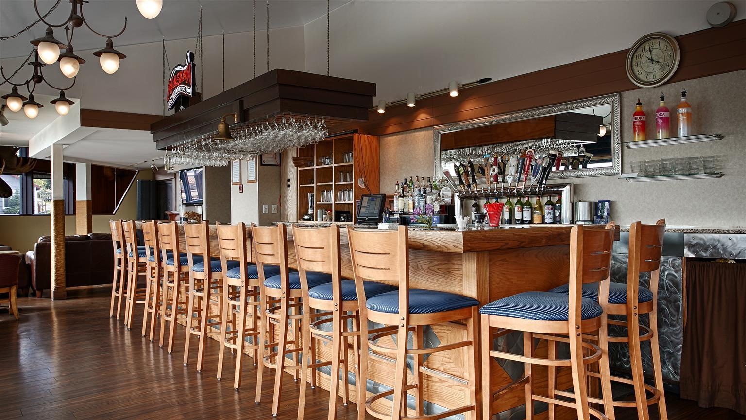 Best Western Kodiak Inn & Convention Center מראה חיצוני תמונה